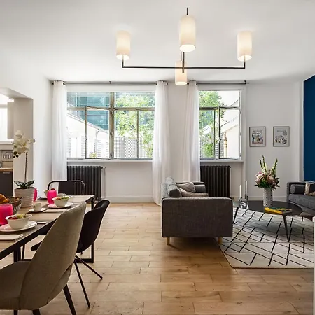 Saint-germain Bon Marche Chic Three Bedroom *