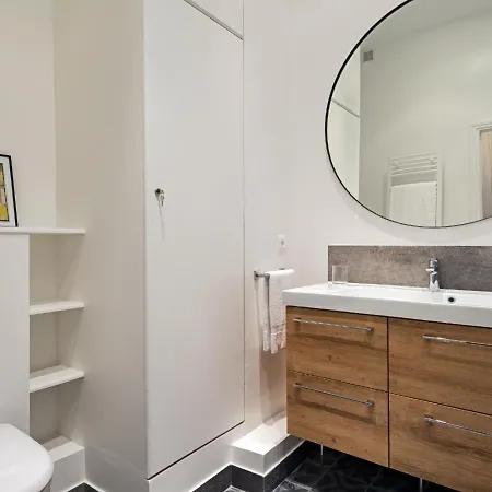 Saint-germain Bon Marche Chic Three Bedroom Appartement *