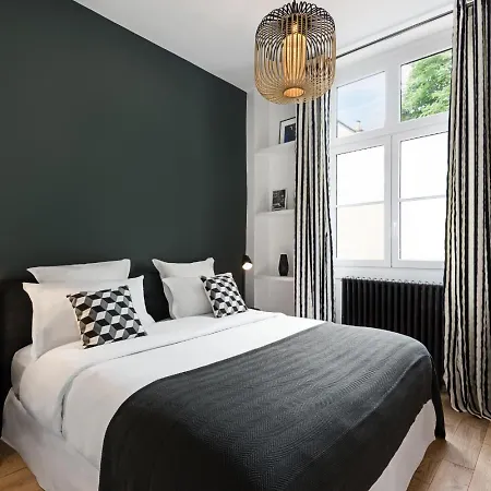 Saint-germain Bon Marche Chic Three Bedroom *